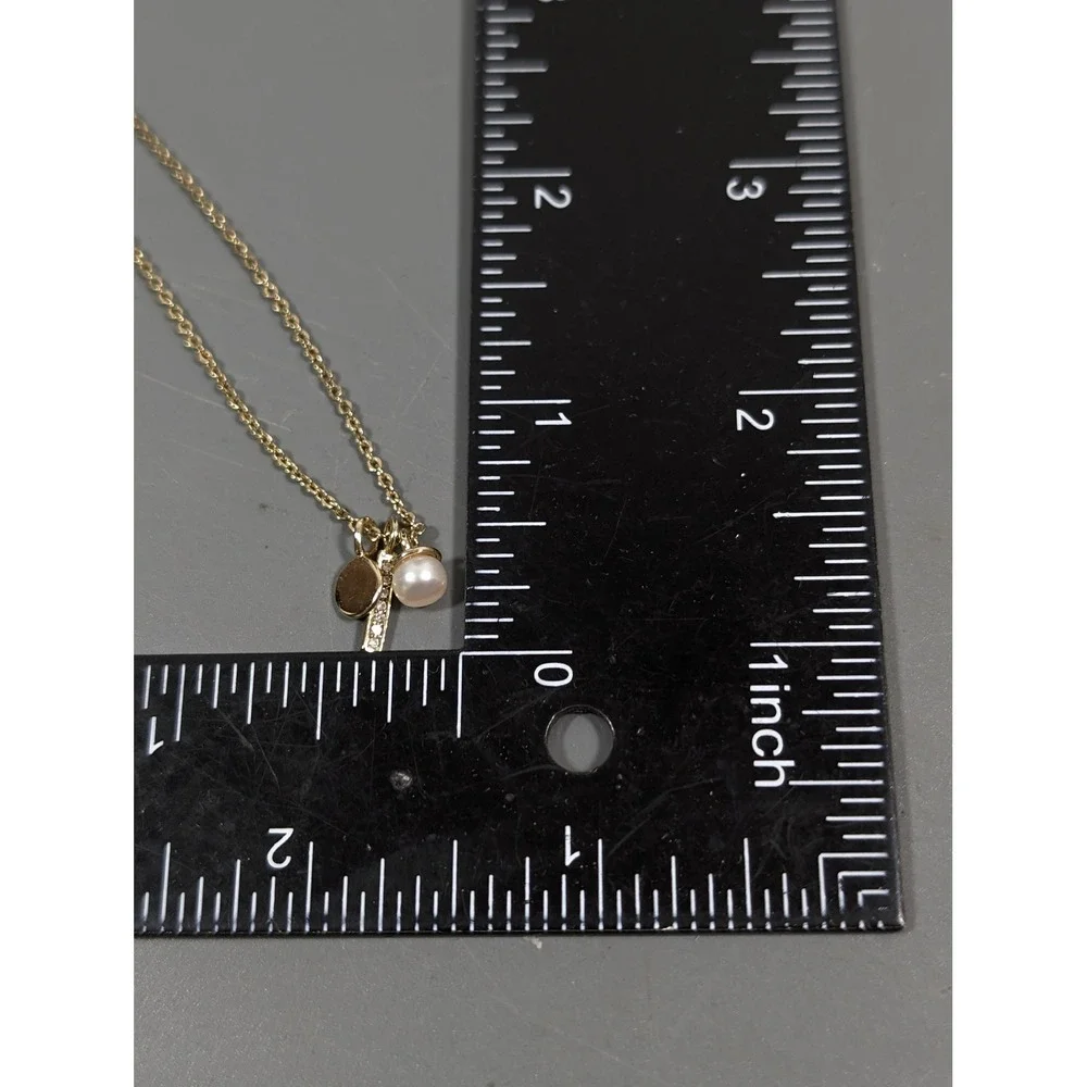Ann Taylor LOFT Faux Pearl Crystal Necklace Gold Tone Dainty‎ Charm 18